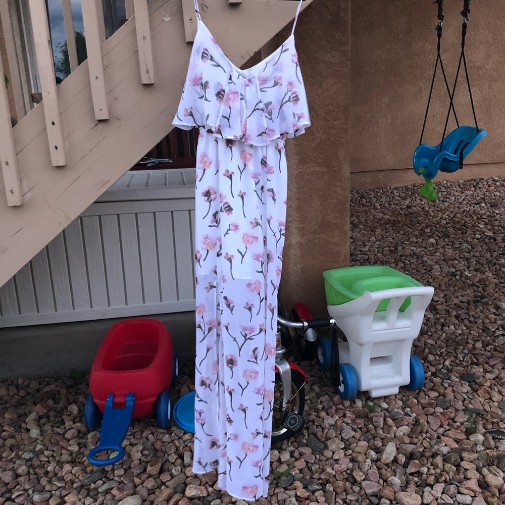 Pretty Flowy Maxi Dress